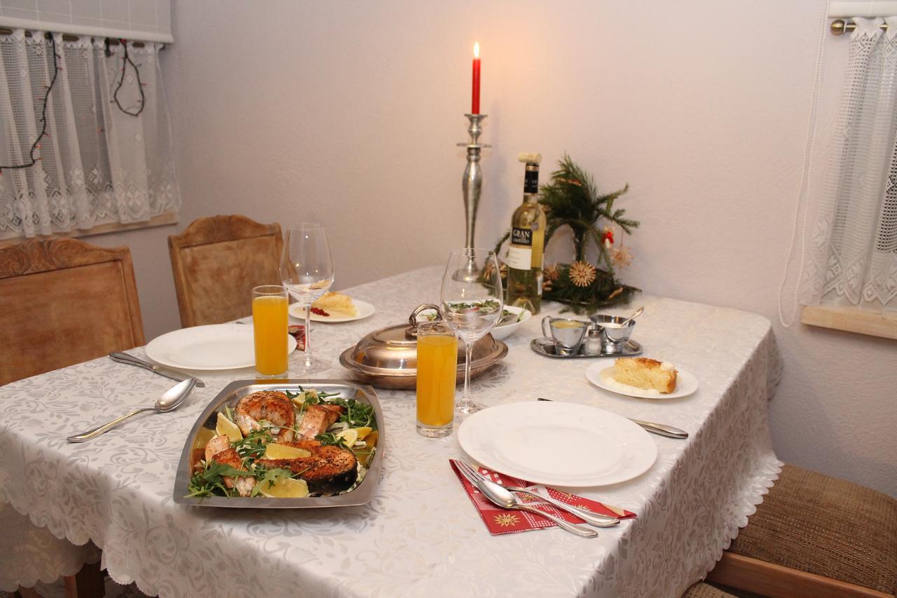 Viesu Nams Amrai Hotel Ventspils Ngoại thất bức ảnh